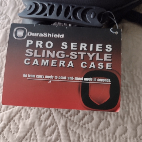 Black DuraShield Pro-Series Sling Style Padded Camara Case Bag BackPack. - Picture 15 of 16